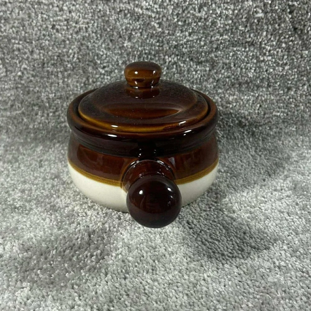French Onion Soup Bowl Brown Cream Two-Tone Stoneware with Lid Vintage‎